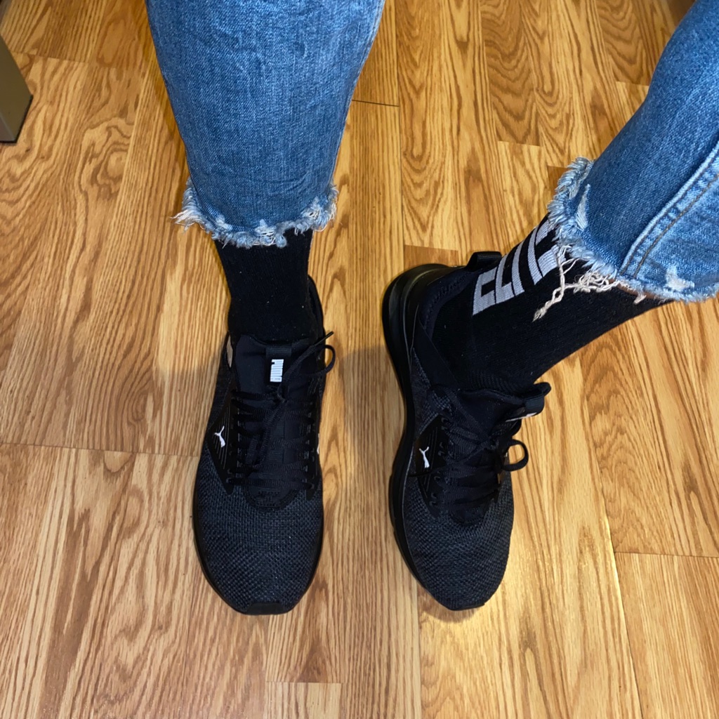 Brand New  Blk Puma Track Runners Size 11